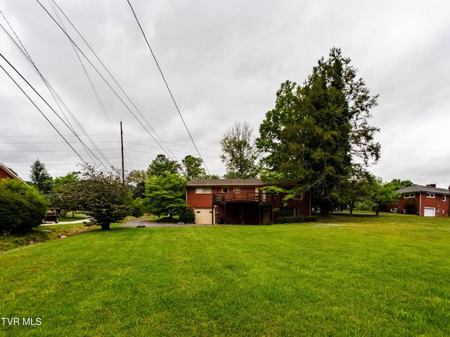 125 Cresswood Drive, Rogersville, TN 37857