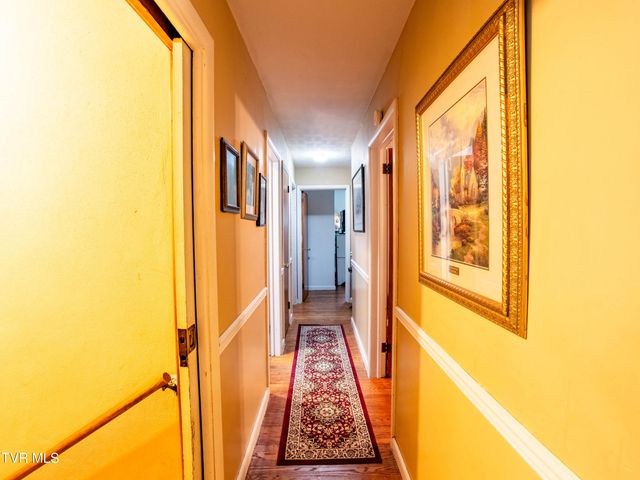 125 Cresswood Drive, Rogersville, TN 37857