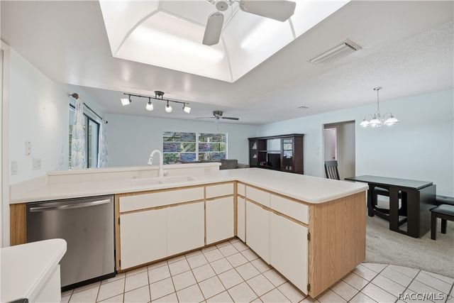 4 Blair Court, Homosassa, FL 34446