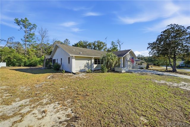 4 Blair Court, Homosassa, FL 34446