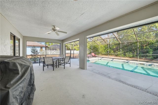 4 Blair Court, Homosassa, FL 34446