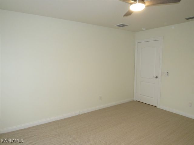 4235 Redonda LN, Naples, FL 34119