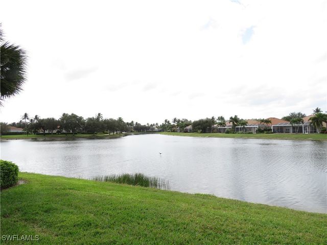 4235 Redonda LN, Naples, FL 34119