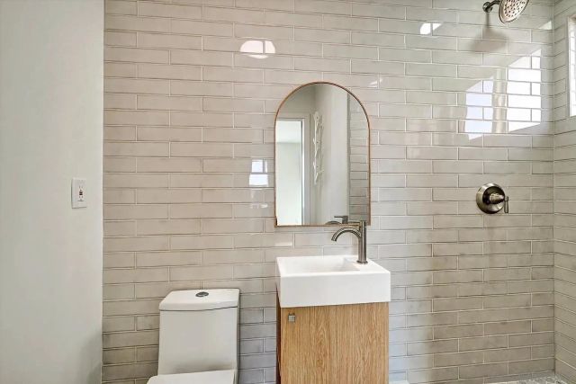 2802 Cowley Way, San Diego, CA 92110