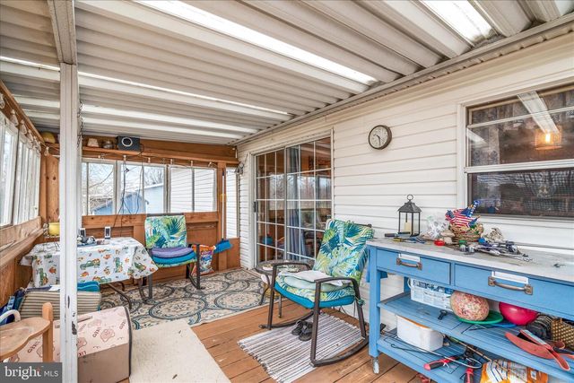 27 BONNEAU HEIGHTS RD, Gettysburg, PA 17325