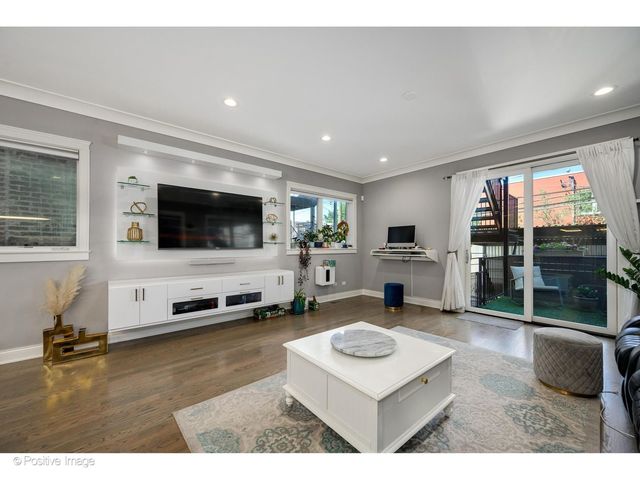 2506 N Southport Avenue 1, Chicago, IL 60614