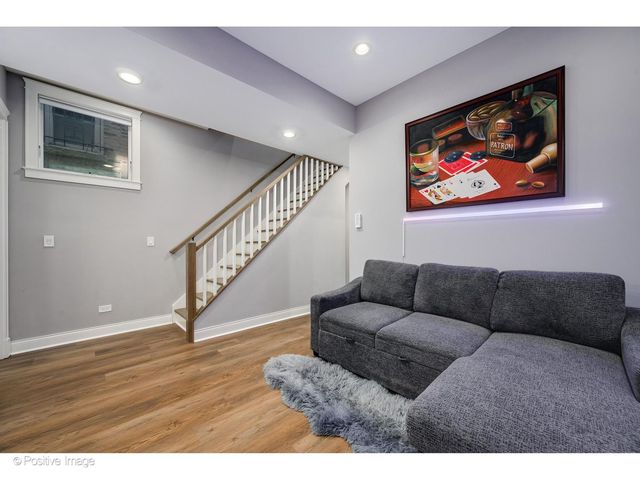 2506 N Southport Avenue 1, Chicago, IL 60614