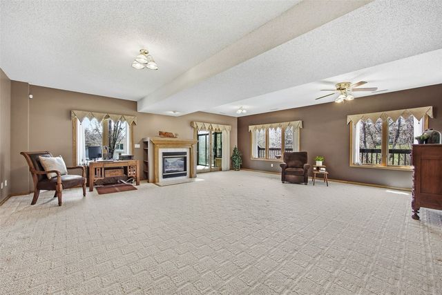2792 Holly Court NW, Swisher, IA 52238