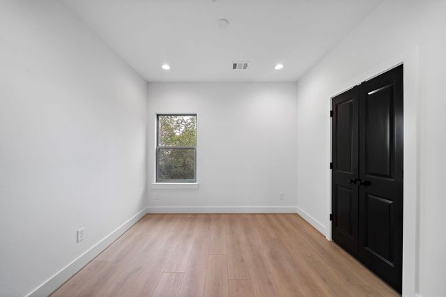 2914 Delano Street, Houston, TX 77004