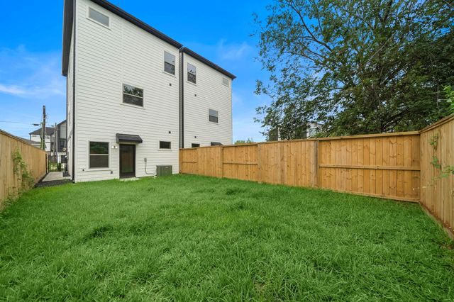 2914 Delano Street, Houston, TX 77004