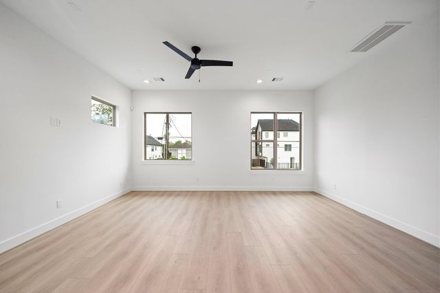 2914 Delano Street, Houston, TX 77004