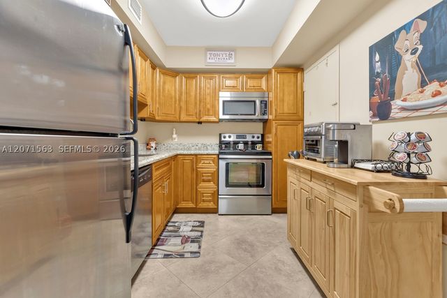 1965 S Ocean Dr 14B, Hallandale Beach, FL 33009