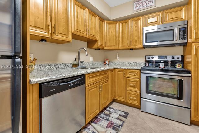 1965 S Ocean Dr 14B, Hallandale Beach, FL 33009