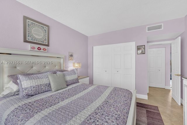 1965 S Ocean Dr 14B, Hallandale Beach, FL 33009
