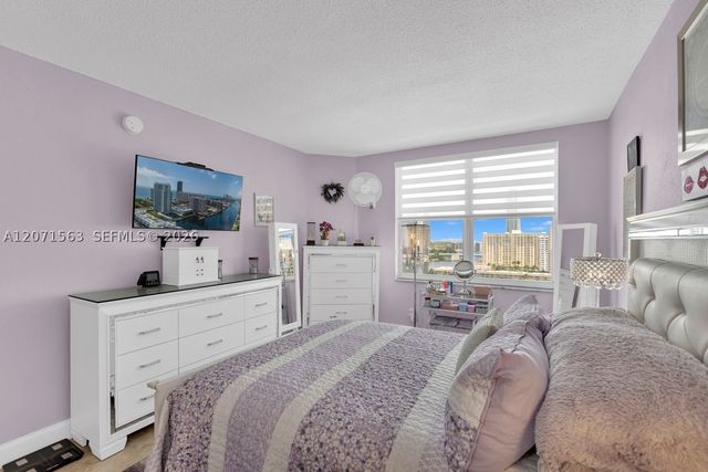 1965 S Ocean Dr 14B, Hallandale Beach, FL 33009