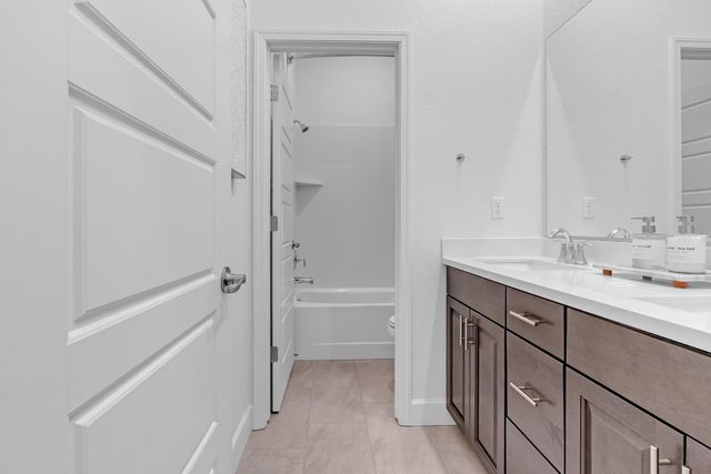 5913 Vantage St, Sacramento, CA 95835