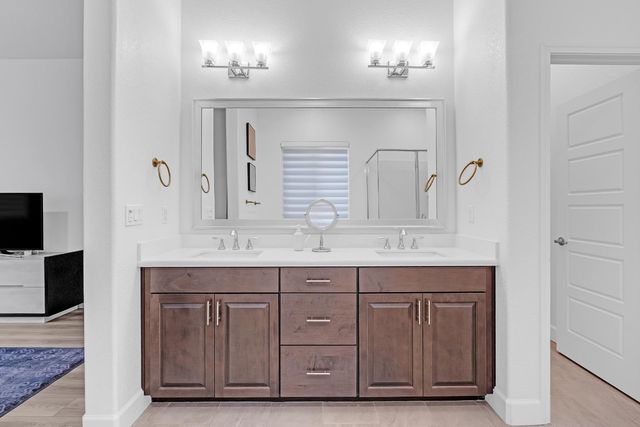 5913 Vantage St, Sacramento, CA 95835