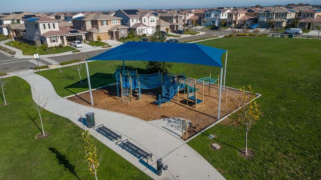 5913 Vantage St, Sacramento, CA 95835