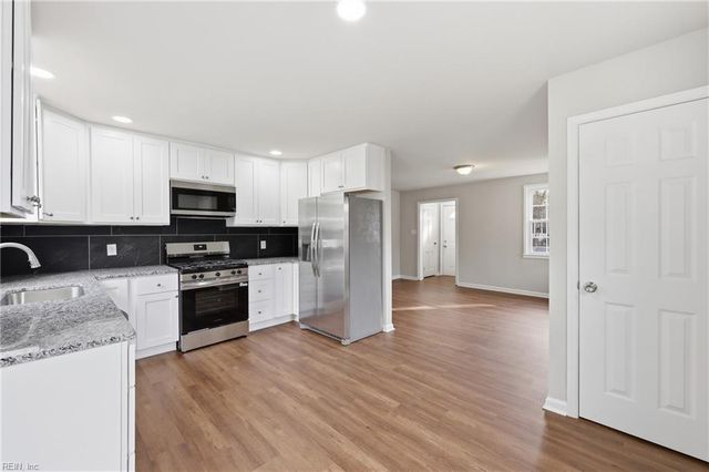 1822 Croyden RD, Norfolk, VA 23503