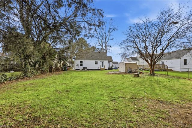 1822 Croyden RD, Norfolk, VA 23503