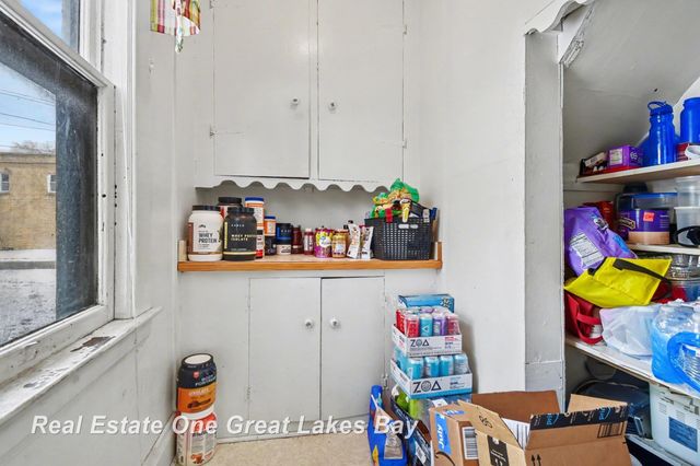 2027 N Charles Street, Saginaw, MI 48602