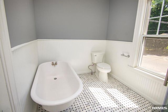 126 Grant Avenue, Cresskill, NJ 07626