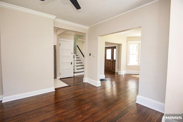 126 Grant Avenue, Cresskill, NJ 07626