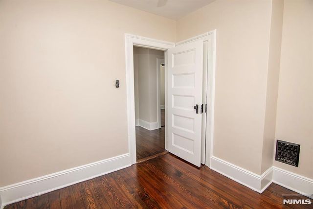 126 Grant Avenue, Cresskill, NJ 07626