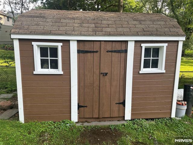 126 Grant Avenue, Cresskill, NJ 07626