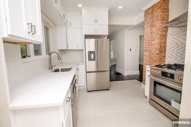 126 Grant Avenue, Cresskill, NJ 07626