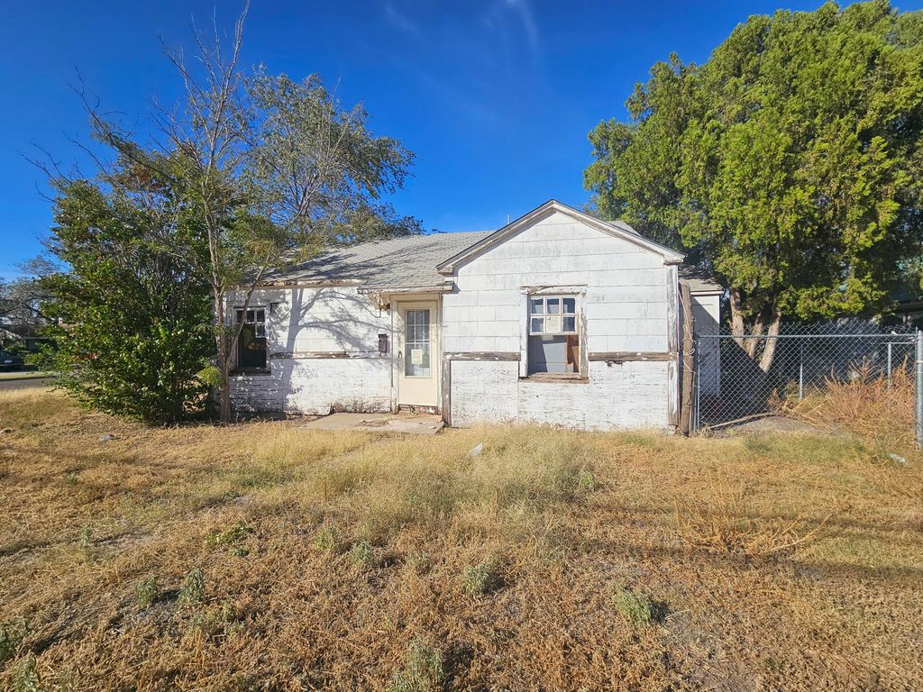 1514 18th Street, Lubbock, TX 79401