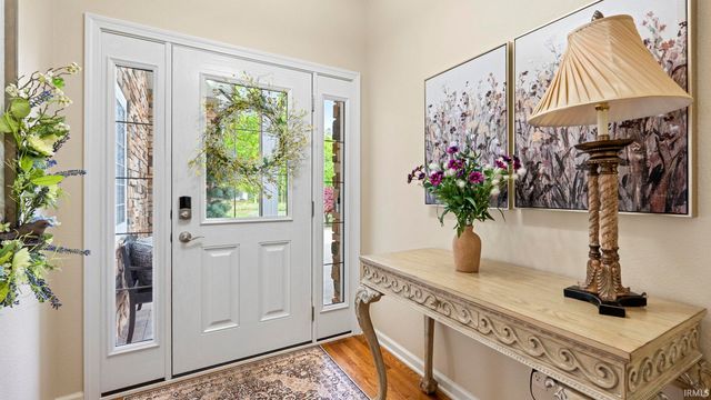 140 Lane 270a Hamilton Lake, Hamilton, IN 46742