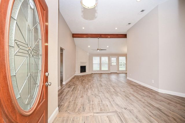 15427 Pebble Lake Drive, Houston, TX 77095