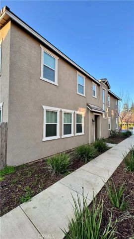 1482 Autry Way, Merced, CA 95348