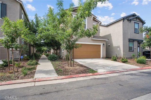 1482 Autry Way, Merced, CA 95348