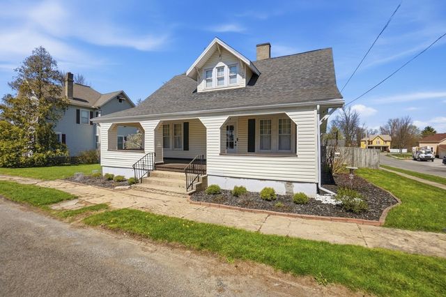 144 E Plum Street 144 E Plum Street, Saint Paris, OH 43072