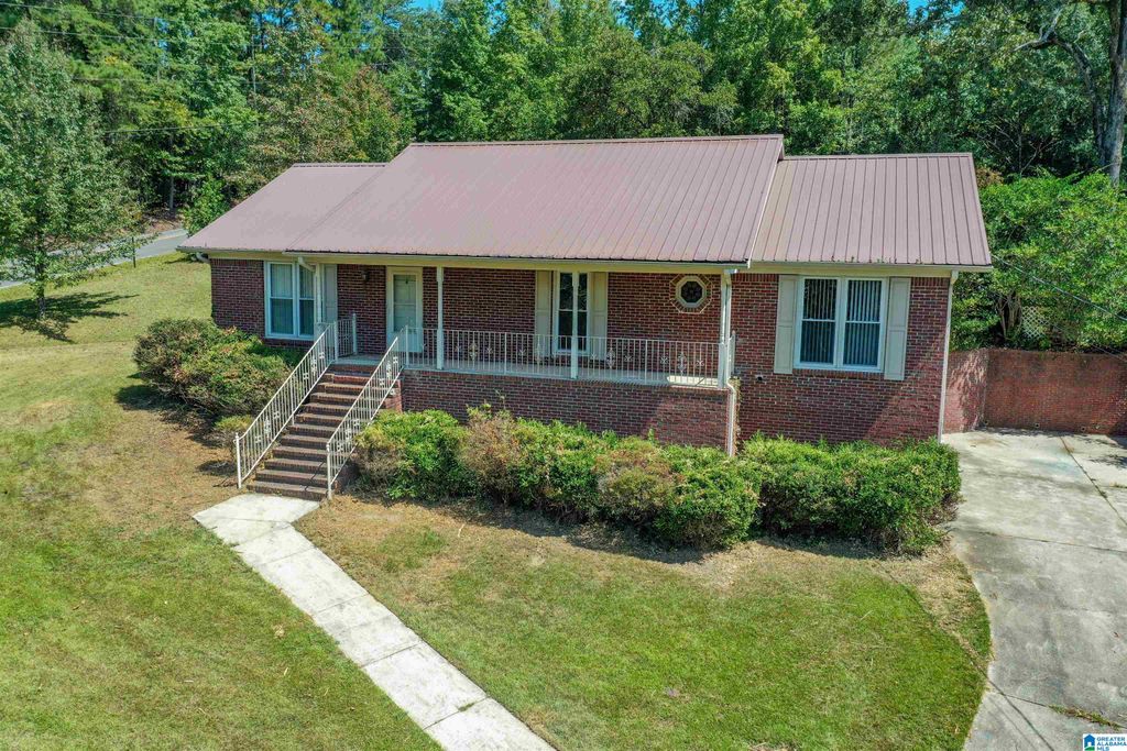 1901 LAKESIDE DRIVE, Mccalla, AL 35111