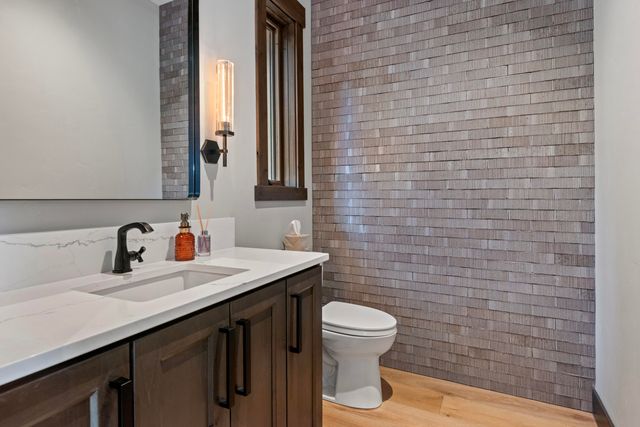 56222 Trailmere Circle, Bend, OR 97707