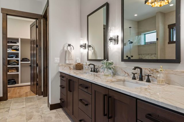 56222 Trailmere Circle, Bend, OR 97707