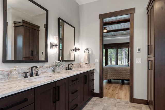 56222 Trailmere Circle, Bend, OR 97707