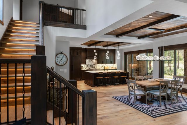 56222 Trailmere Circle, Bend, OR 97707