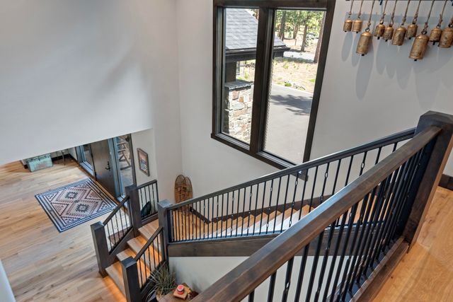 56222 Trailmere Circle, Bend, OR 97707