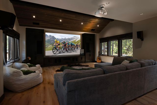 56222 Trailmere Circle, Bend, OR 97707