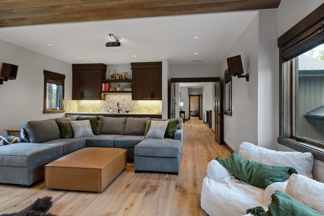 56222 Trailmere Circle, Bend, OR 97707