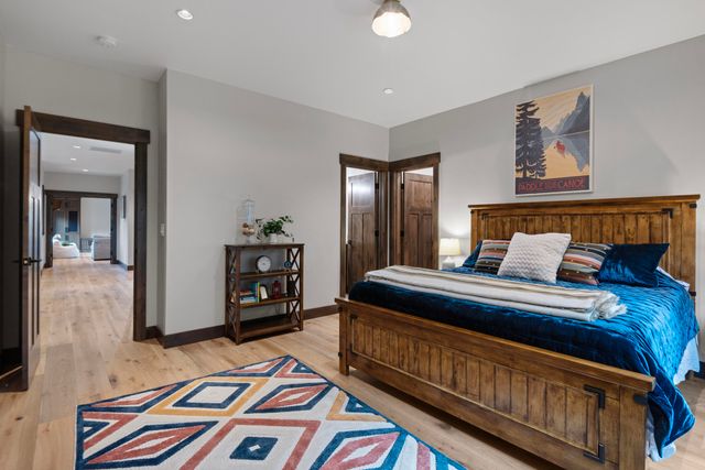 56222 Trailmere Circle, Bend, OR 97707