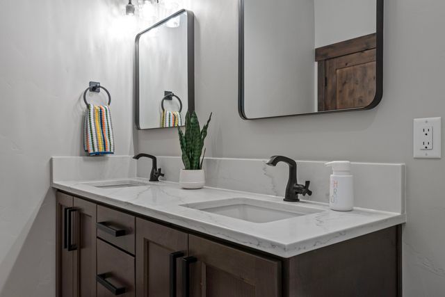 56222 Trailmere Circle, Bend, OR 97707