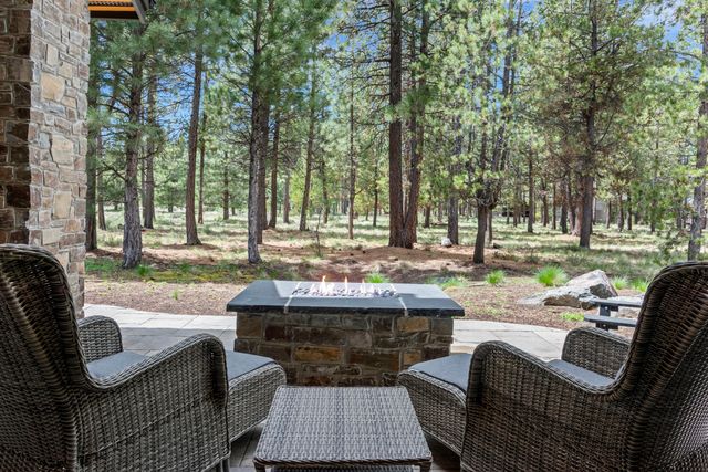 56222 Trailmere Circle, Bend, OR 97707