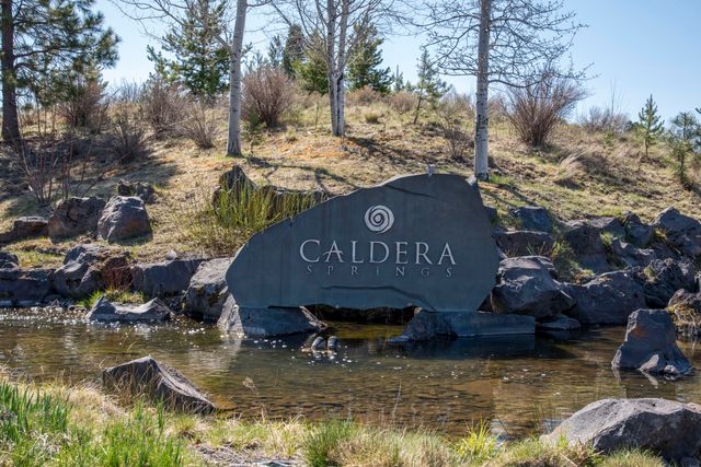 56222 Trailmere Circle, Bend, OR 97707