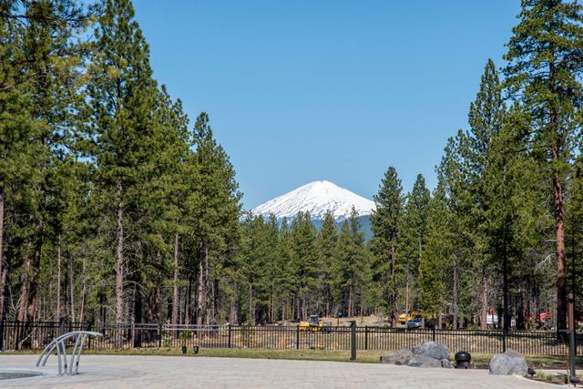 56222 Trailmere Circle, Bend, OR 97707