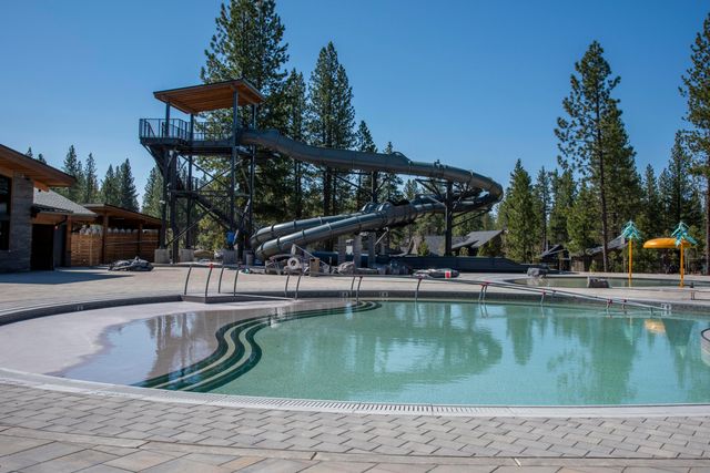 56222 Trailmere Circle, Bend, OR 97707